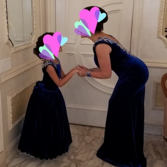 Custom made Mommy and Me dresses - Picture 3 of 4